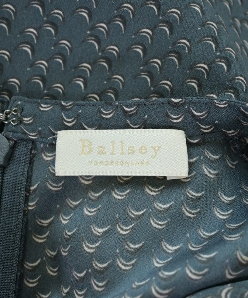 Ballsey ชุดเดรส