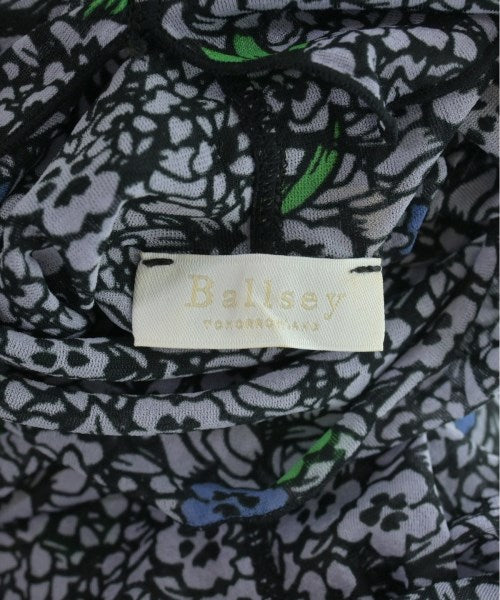 Ballsey เสื้อสตรี