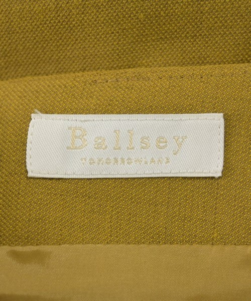 Ballsey กระโปรงยาวถึงเข่า