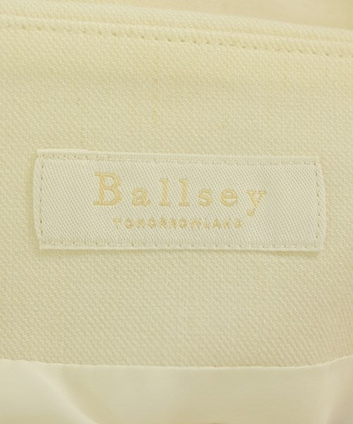 Ballsey กระโปรงยาวถึงเข่า