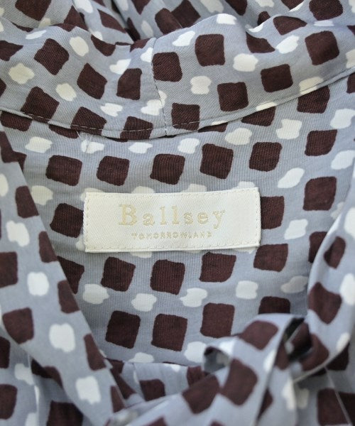 Ballsey เสื้อสตรี