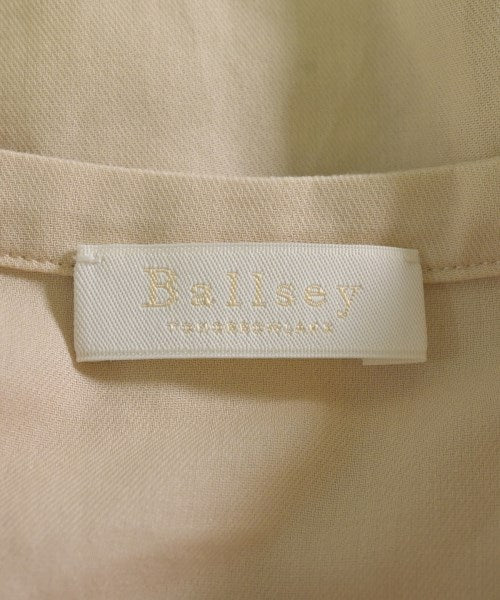 Ballsey เสื้อสตรี