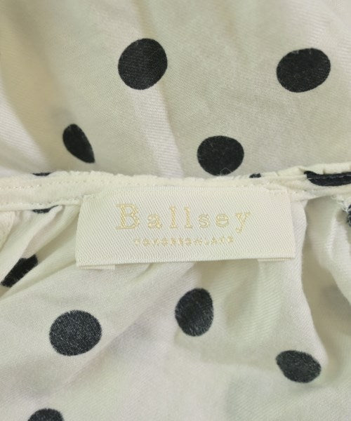 Ballsey เสื้อสตรี