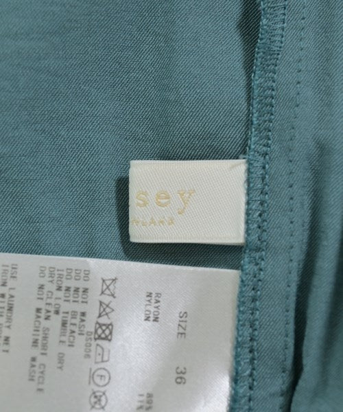 Ballsey ชุดเดรส