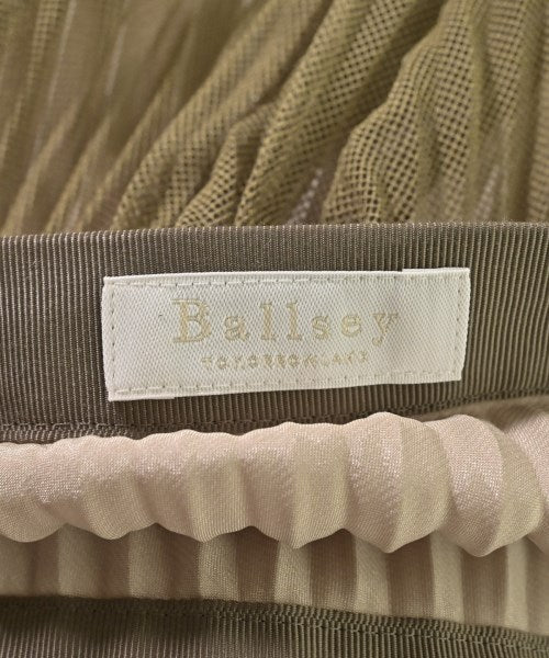 Ballsey กระโปรงยาวถึงเข่า