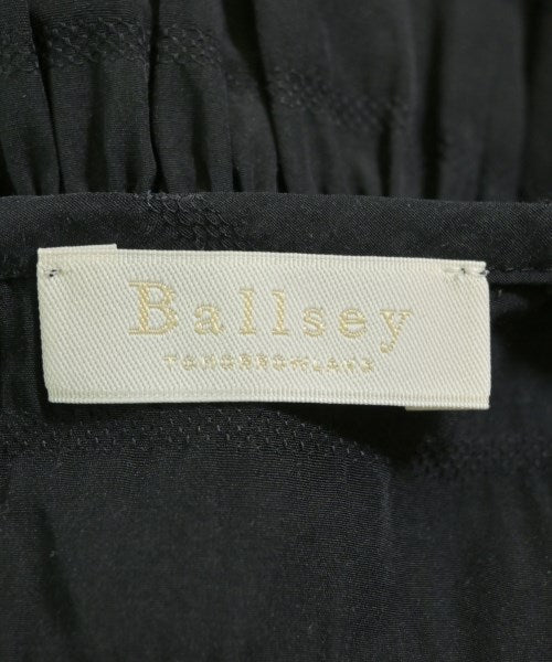 Ballsey เสื้อสตรี