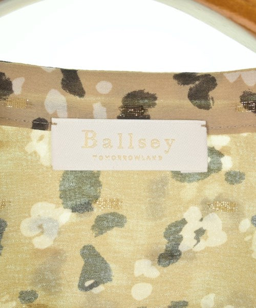 Ballsey เสื้อสตรี