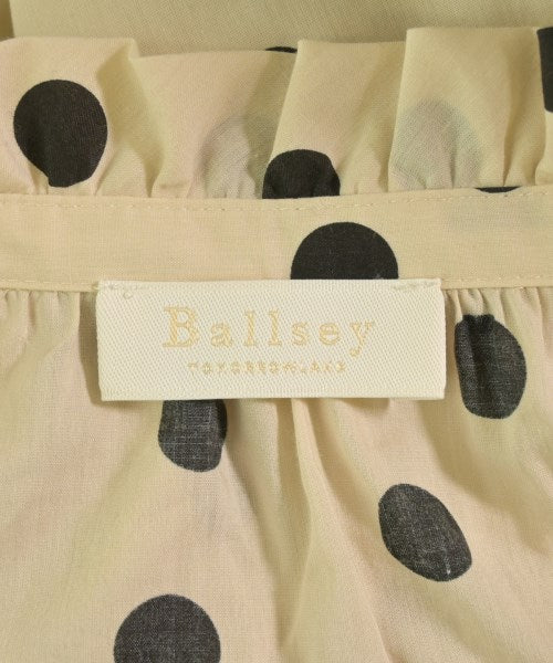 Ballsey เสื้อสตรี