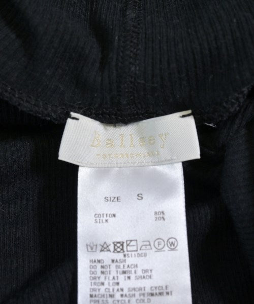 Ballsey เสื้อกันหนาว