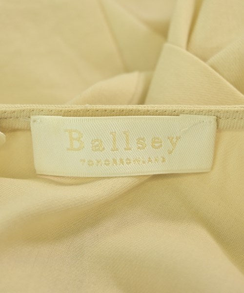 Ballsey เสื้อสตรี