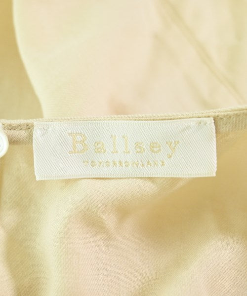 Ballsey เสื้อสตรี