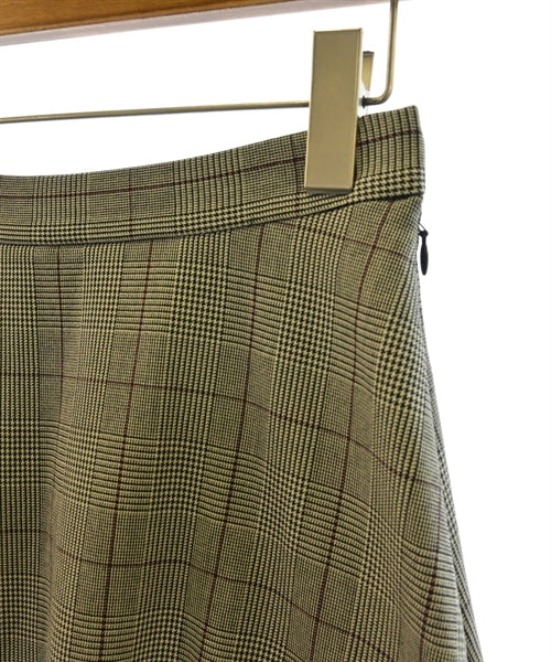 COUP DE CHANCE กระโปรงยาวถึงเข่า