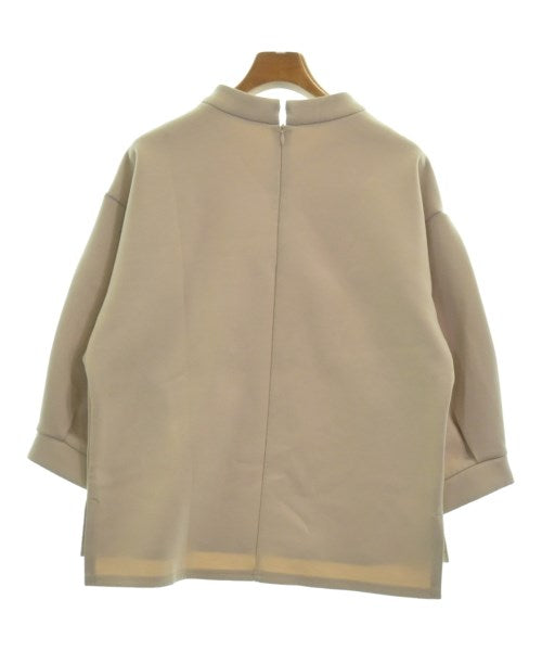 COUP DE CHANCE เสื้อยืด/เสื้อท็อปส์