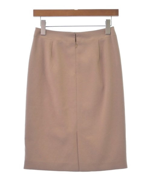 COUP DE CHANCE กระโปรงยาวถึงเข่า