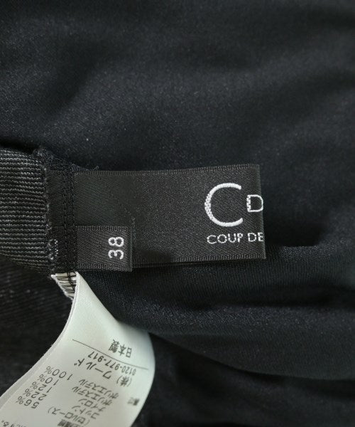 COUP DE CHANCE เสื้อยืด/เสื้อท็อปส์