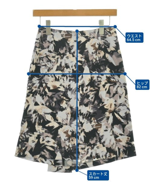 COUP DE CHANCE กระโปรงยาวถึงเข่า