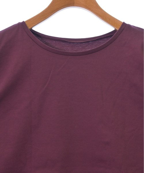 COUP DE CHANCE เสื้อยืด/เสื้อท็อปส์