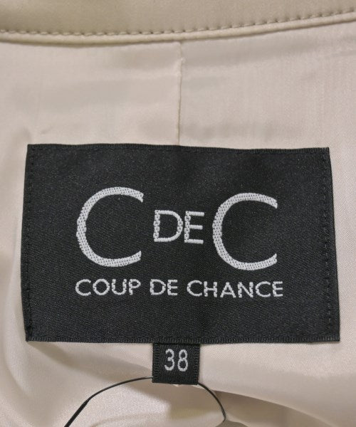 COUP DE CHANCE เสื้อกันฝน