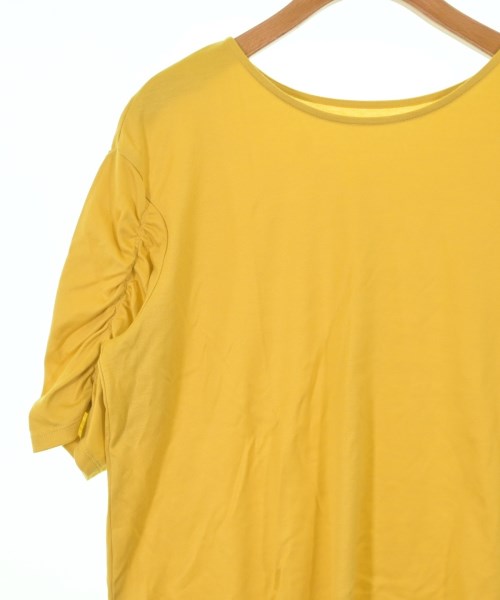 COUP DE CHANCE เสื้อยืด/เสื้อท็อปส์