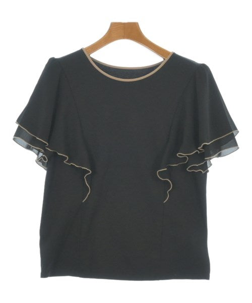 COUP DE CHANCE เสื้อยืด/เสื้อท็อปส์