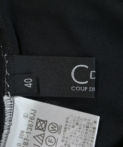 COUP DE CHANCE เสื้อยืด/เสื้อท็อปส์