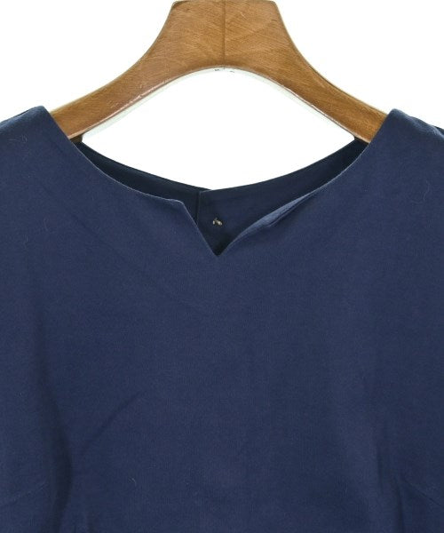 COUP DE CHANCE เสื้อยืด/เสื้อท็อปส์