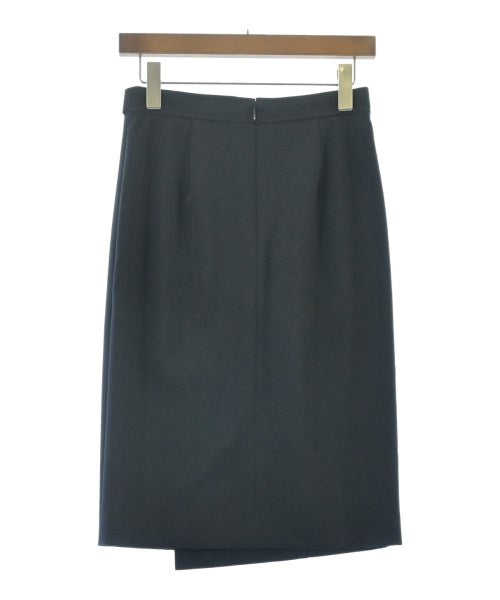 COUP DE CHANCE กระโปรงยาวถึงเข่า