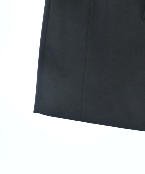 COUP DE CHANCE กระโปรงยาวถึงเข่า