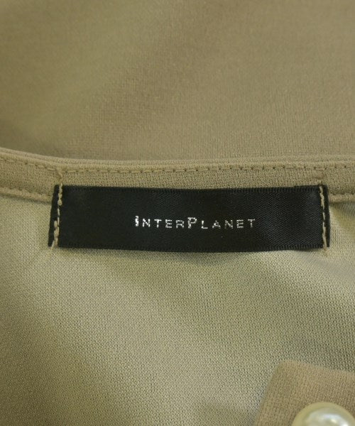 INTERPLANET เสื้อสตรี