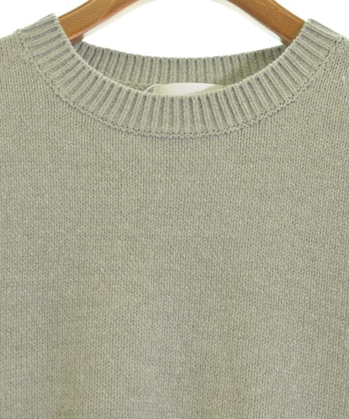 HUMAN WOMAN เสื้อกันหนาว
