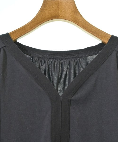 HUMAN WOMAN เสื้อยืด/เสื้อท็อปส์