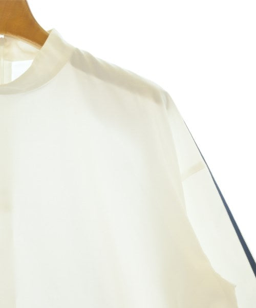HUMAN WOMAN เสื้อสตรี