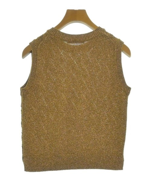 ANAYI เสื้อแขนกุด