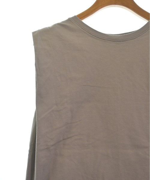 Nolley's เสื้อยืด/เสื้อท็อปส์