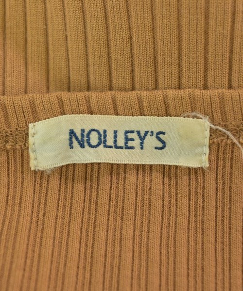 Nolley's เสื้อยืด/เสื้อท็อปส์