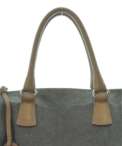 FURLA กระเป๋าถือ