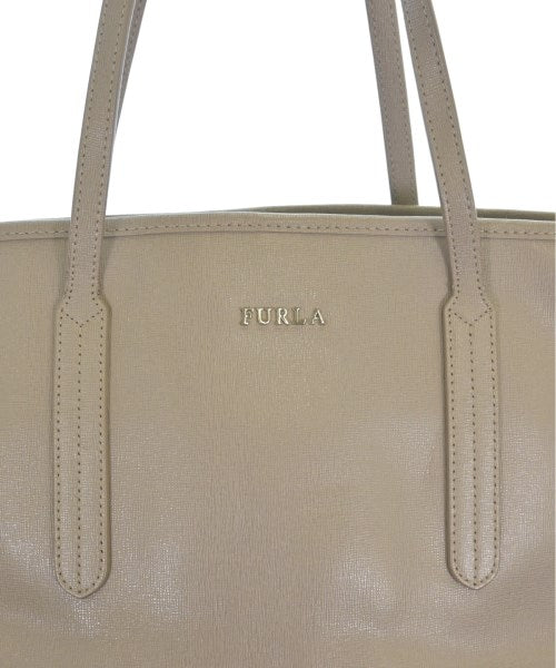 FURLA กระเป๋าถือขนาดใหญ่