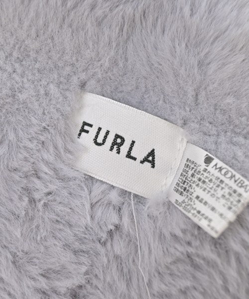 FURLA ผ้าคลุมไหล่