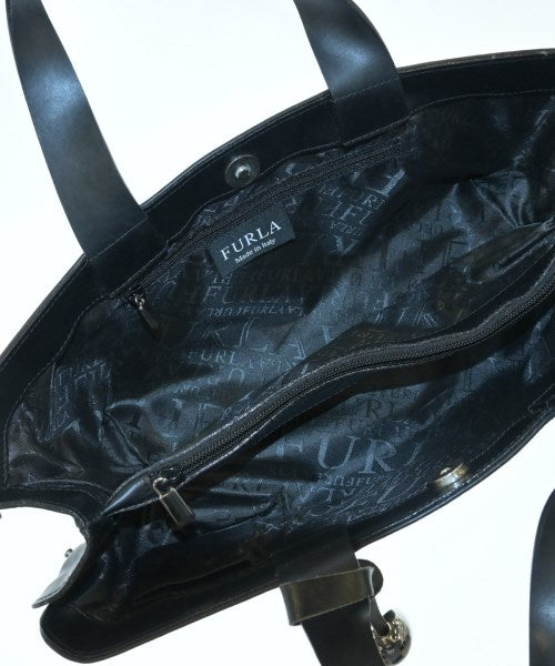 FURLA กระเป๋าถือขนาดใหญ่