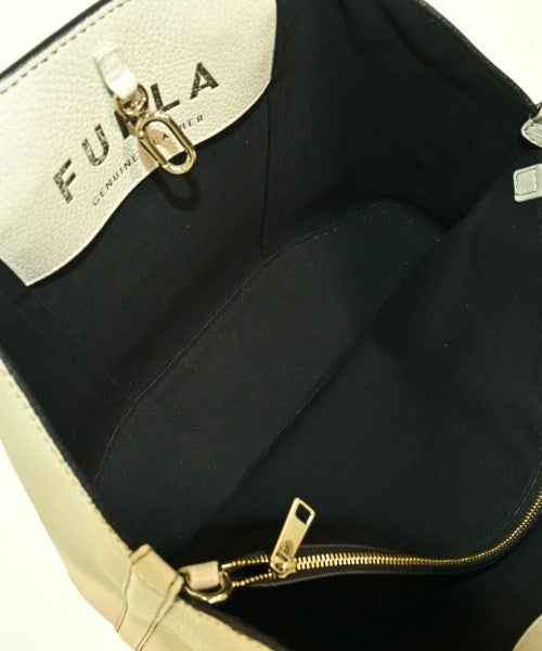 FURLA กระเป๋าถือขนาดใหญ่