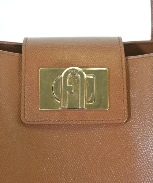 FURLA กระเป๋าถือขนาดใหญ่