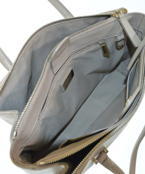 FURLA กระเป๋าถือ