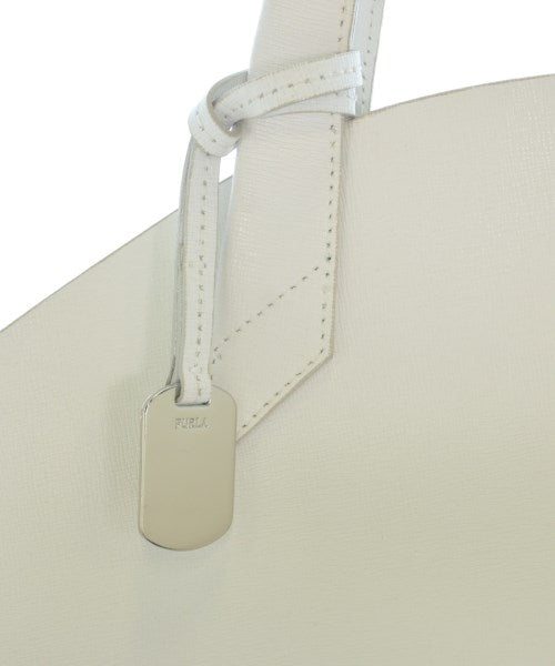 FURLA กระเป๋าถือขนาดใหญ่