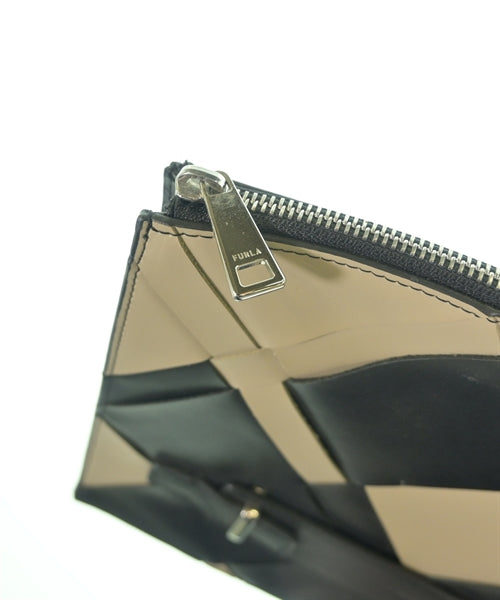 FURLA คลัตช์