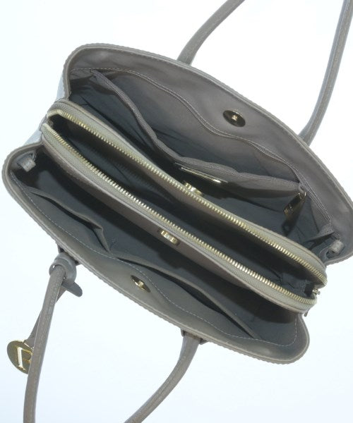 FURLA กระเป๋าถือ