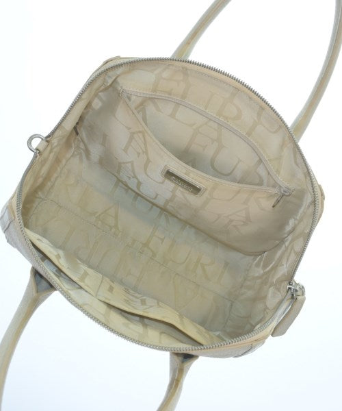 FURLA กระเป๋าถือ