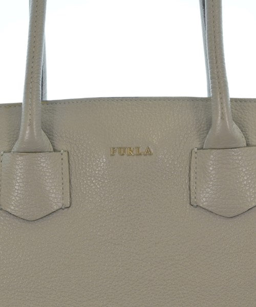 FURLA กระเป๋าถือขนาดใหญ่