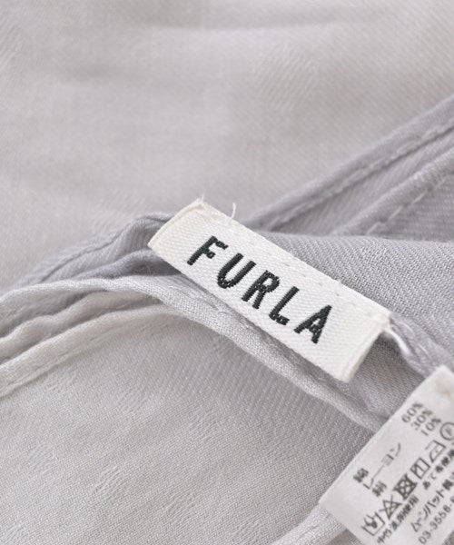 FURLA ผ้าคลุมไหล่