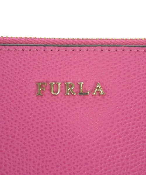 FURLA คลัตช์