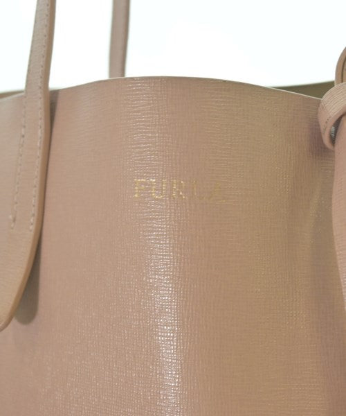 FURLA กระเป๋าถือขนาดใหญ่